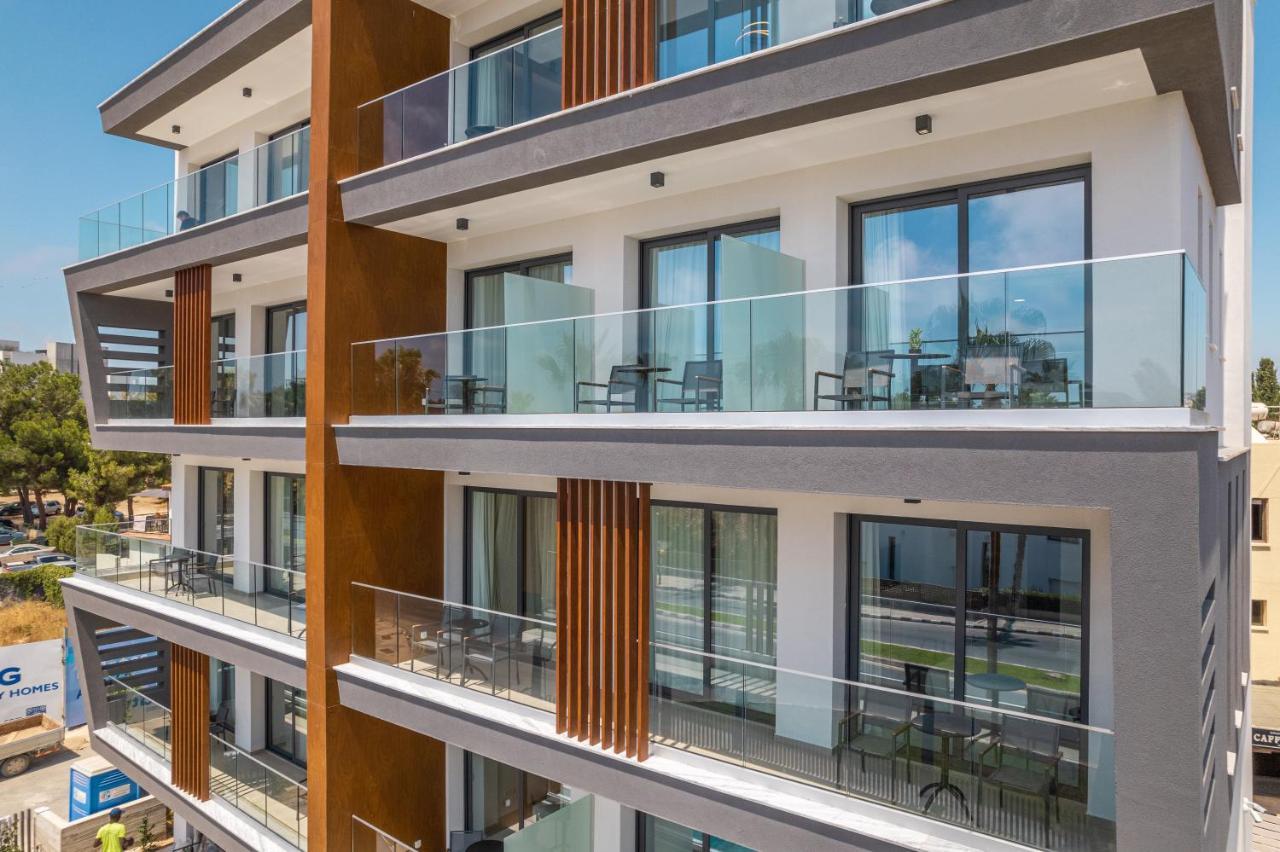 Waterside Sea View Apartments Пафос Экстерьер фото